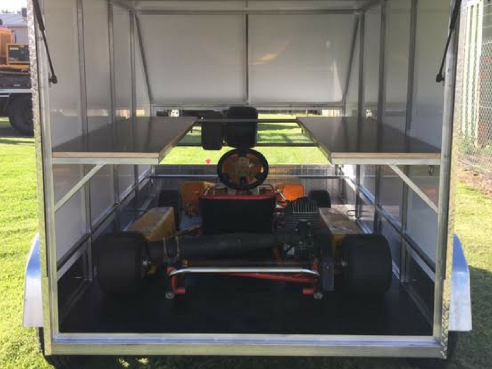 Enclosed go kart trailer internal